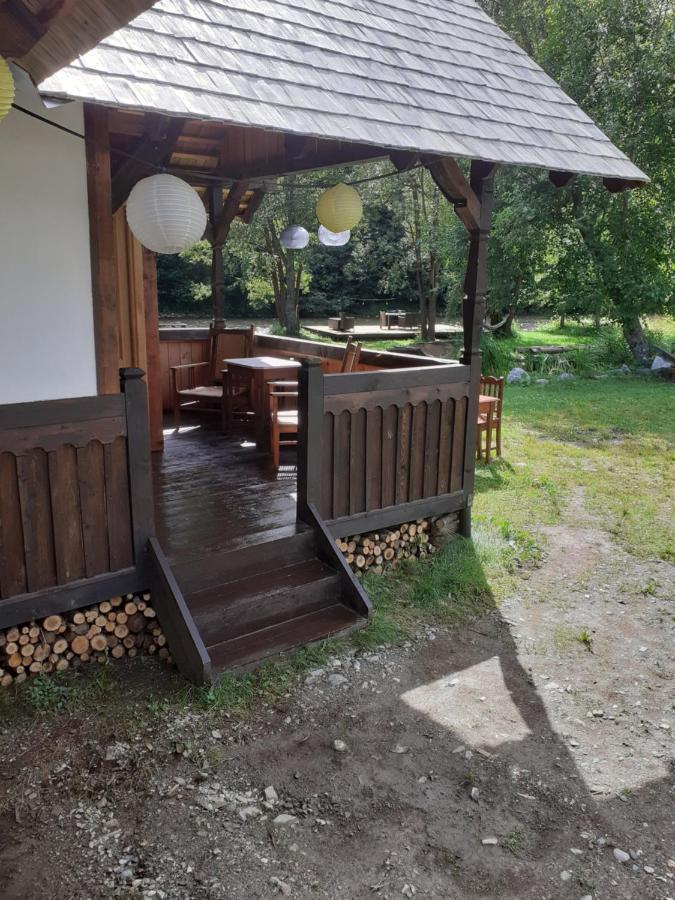 Hotel La Malu' Bistritei - Casutele Valea Stanii Extérieur photo