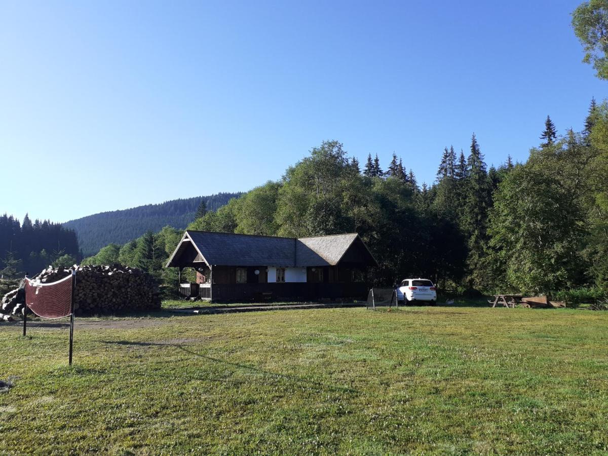 Hotel La Malu' Bistritei - Casutele Valea Stanii Extérieur photo